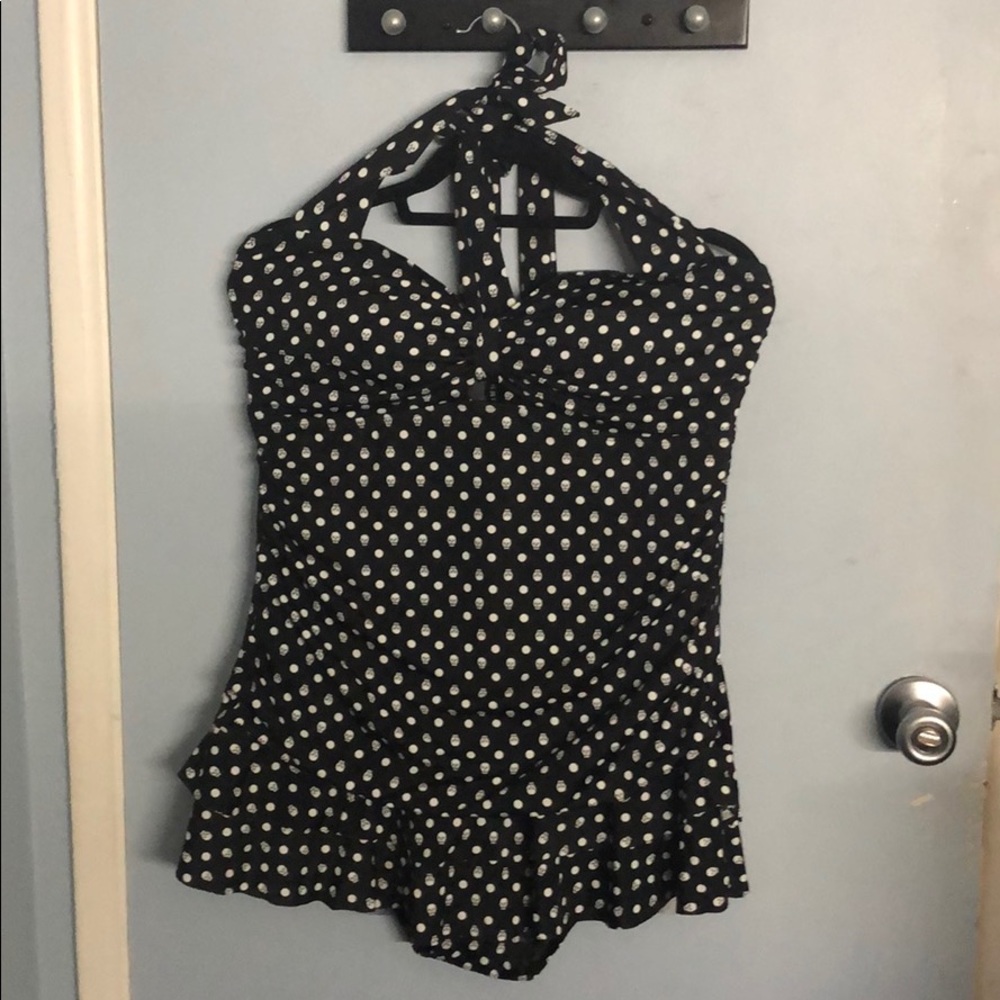Plus size skull print bathing suit.
